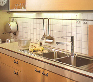Baderomstilbeh�r, Kj�kkenbatteri, Dusj 