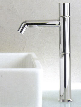  Baderom, Servant